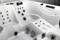 Гидромассажный спа-бассейн Sunrans SR877